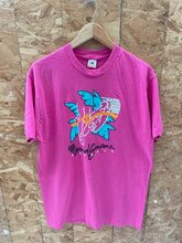 Vintage Myriad Gardens Single Stitch Pink T-Shirt - Size XL by Fruit of the Loom